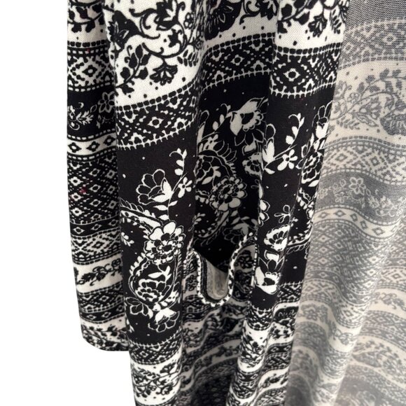 LuLaRoe Sarah Open Front Long Duster Sz Large Black & White Floral Front Pockets - Picture 9 of 11